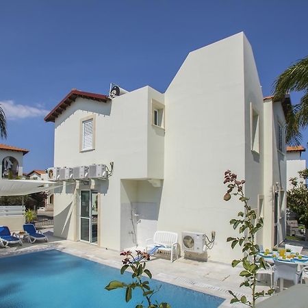 Villa Raflia Pernera Bagian luar foto