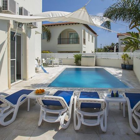 Villa Raflia Pernera Bagian luar foto