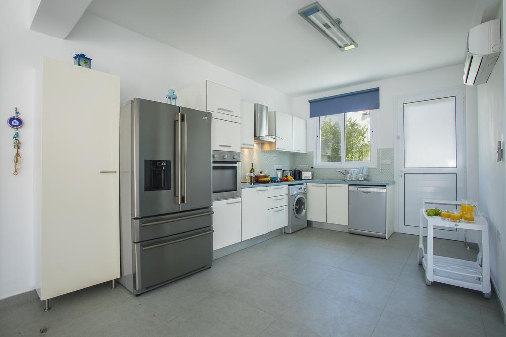 Villa Raflia Pernera Bagian luar foto