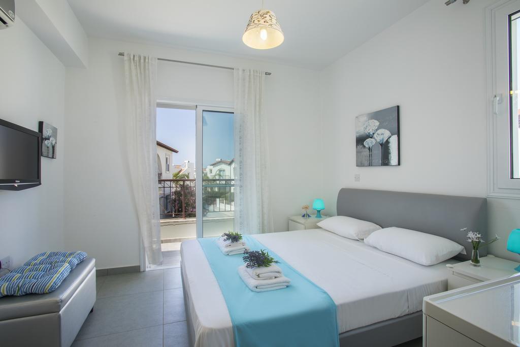 Villa Raflia Pernera Bagian luar foto