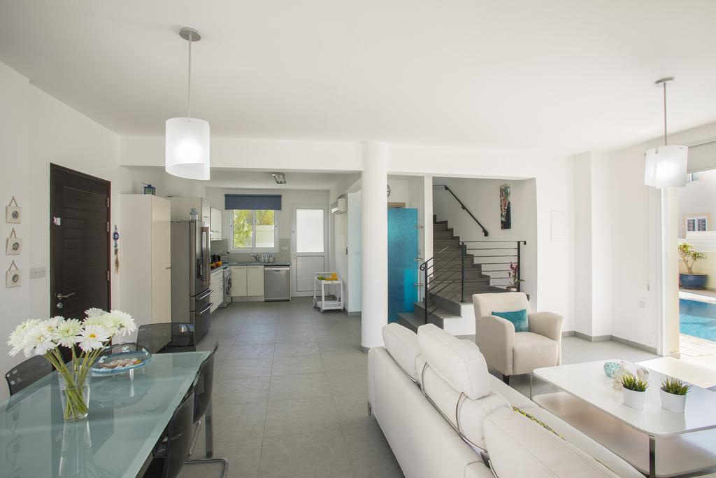 Villa Raflia Pernera Bagian luar foto